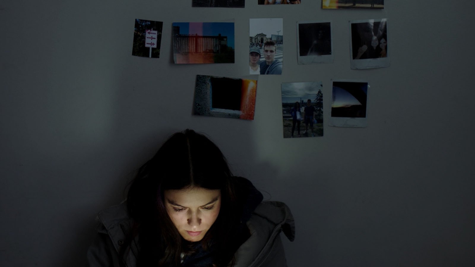 Click to play poster